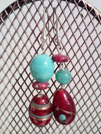 Orecchini artigianali PENDENTI verde acqua e rosso