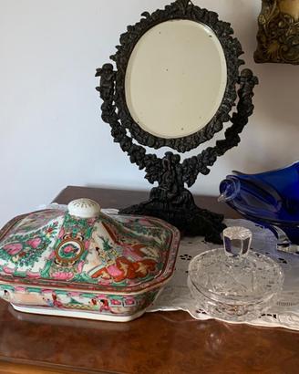 Specchio antico in bronzo