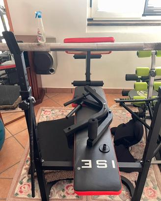 Attrezzi e pesi