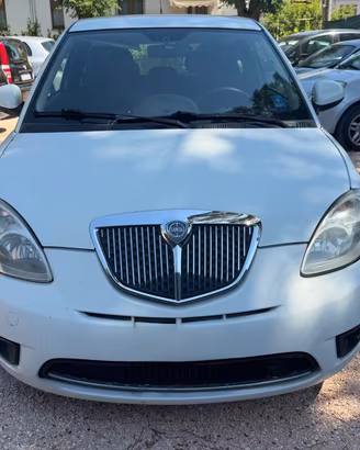 Lancia Ypsilon 1.4 Argento Ecochic GPL