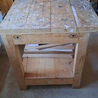 tavolo in legno da falegname