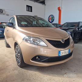 Lancia Ypsilon 1.0 FireFly 5 porte S&S Hybrid Mary