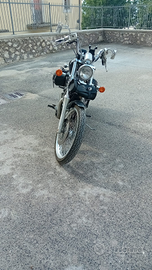 Suzuki intruder 600