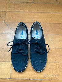 Mocassini di pelle scamosciata blu con lacci