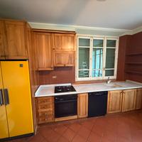 Mobili cucina in noce