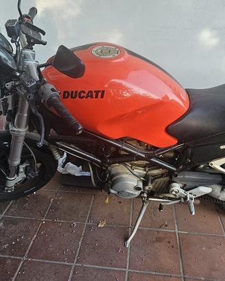 DUCATI MONTSTER S2R 800