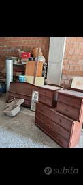 Comò e comodini in legno