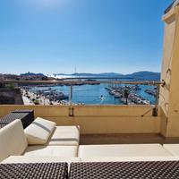 Attico con affaccio unico sul porto di Alghero