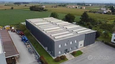 Capannone con carroponti e uffici