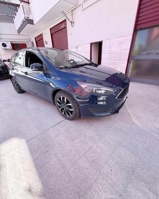Ford Focus 1.0 EcoBoost 100 CV Start&Stop Business