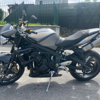 Triumph street triple