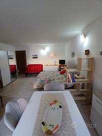 Casa Vacanze. Monolocale a Santa Teresa Gallura