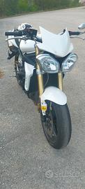 moto Triumph 