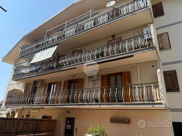 2 LOCALI A SAN POLO DEI CAVALIERI