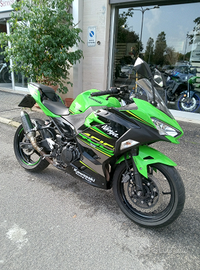 Kawasaki Ninja 400