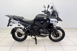 BMW R 1300 GS Adventure Triple Black