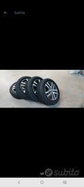 gomme e cerchi da 16 VW 