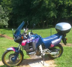 Honda Africa Twin 750 FMI.