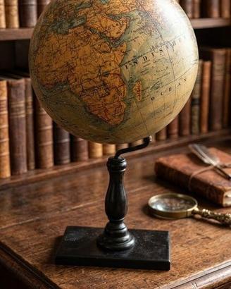 Antico globo Prof. dr. Otto Delitsch-Praga