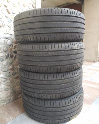 gomme 255/45/20