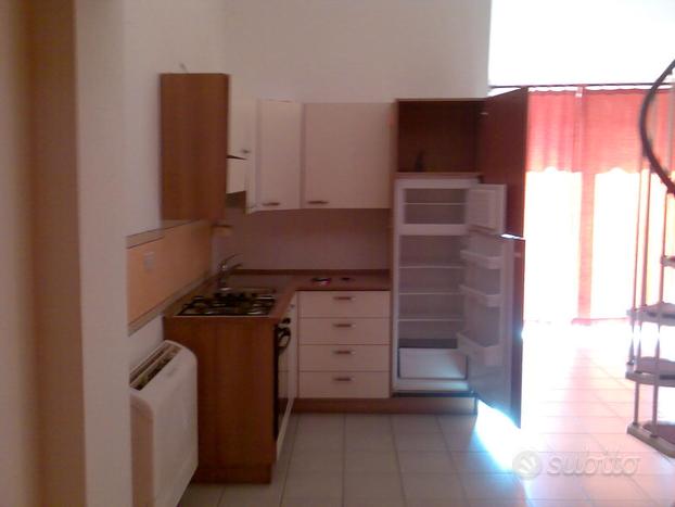 Locale a porto d'ascoli 80m2