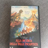 Vhs “Alla Ricerc_a della valle incantata”