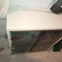 mobiletto con ante scorrevoli 