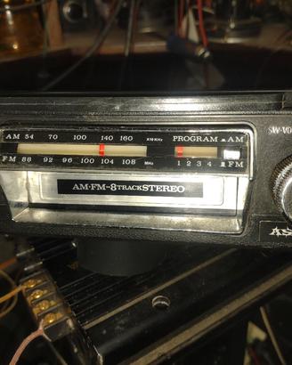 STEREO 8 TRACK / Autoradio FM ASAKI + cassette Vin