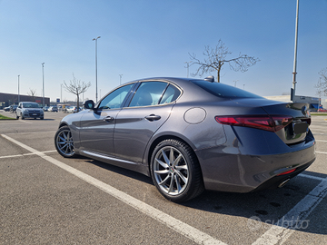 Alfa Romeo Giulia AT8 Super