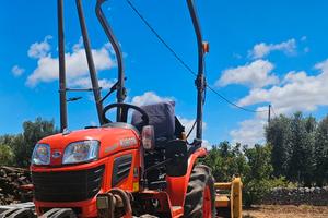Trattore kubota 16/20