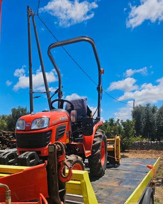 Trattore kubota 16/20