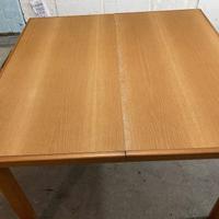 Tavolo in legno allungabile