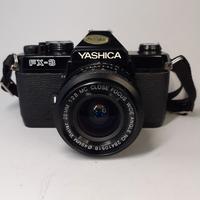 Yashica FX-3 con obiettivo 50mm DSB 1:1,9 