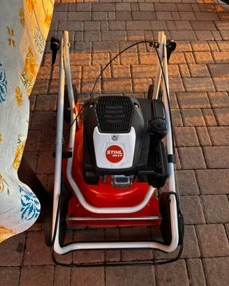 Tagliaerba a motore STIHL RM2R mulching