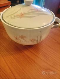 Zuppiera, insalatiera e piatto da portata