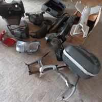 Yamaha XC 300 Versity o MBK Kalibri - ricambi