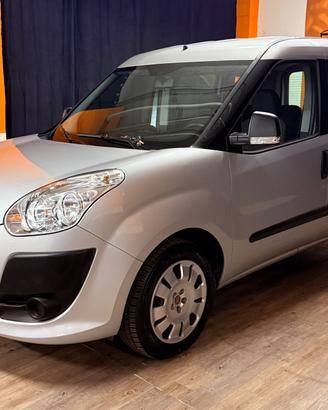STUPENDA FIAT DOBLO CON SOLI 68.698 KM