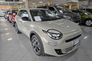 FIAT 600 1.2 Hybrid 110cv La Prima