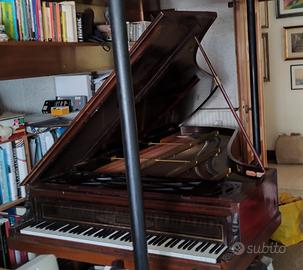 Pianoforte mezza coda PLEYEL