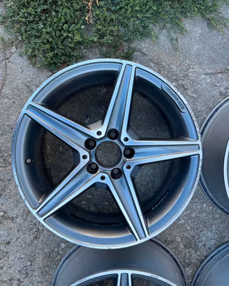 cerchi lega mercedes classe  C/E   amg 18.