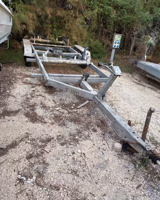 Rimorchio trasporto imbarcazioni