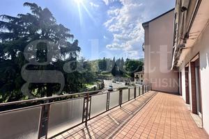 Appartamento Erba [Cod. rif 3182094VRG]