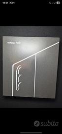 Z fold 7 sigillato + 3 cover + vetrino 