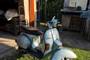 Vespa PX125E