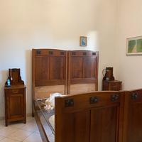 Camera matrimoniale completa in legno di ciliegio