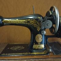 macchina x cucire d'epoca