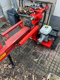 Noleggio spacca legna 12 tonnellate