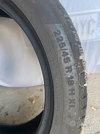 Gomma 225 45 18 invernale trrmica continental