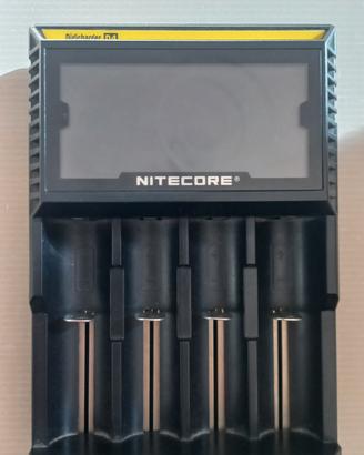 Caricabatterie Nitecore Digicharger D4