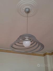 LAMPADARIO MODERNO DI DESIGN